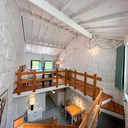 Nomad's Easy - 1bdr Chalet In The Old Town * 포르투